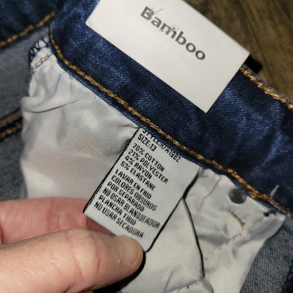 BAMBOO DEMIN SUPER SOFT FLARE STRETCH split hem size Juniors 13 - Picture 5 of 9